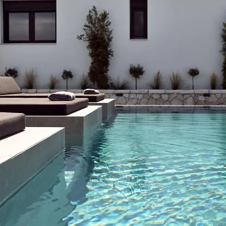 Noema - Stylish With Scenic Serenity, By Zantewize *