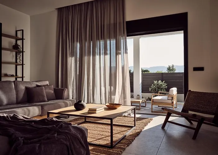Noema - Stylish With Scenic Serenity, By Zantewize Villa Sarakinádhon