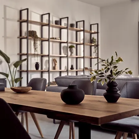 Noema - Stylish With Scenic Serenity, By Zantewize Sarakinádhon