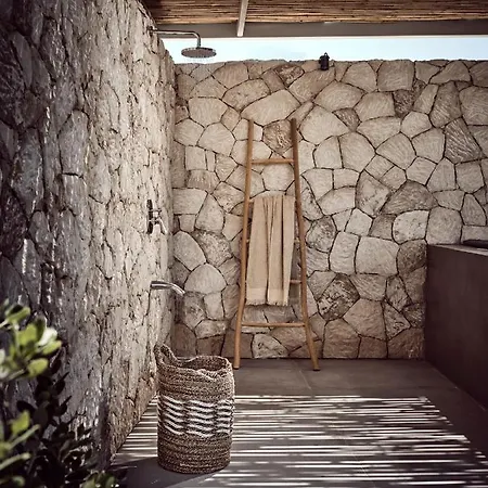 Noema - Stylish With Scenic Serenity, By Zantewize Villa